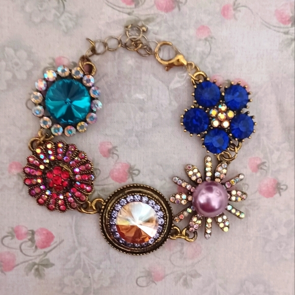 Handmade Bracelet: - Picture 1 of 3